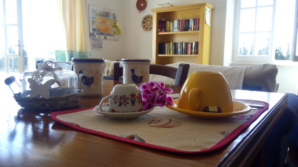 Al Sole Di Pula Bed & Breakfast ภายนอก รูปภาพ